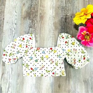 Francesca’s crop floral top